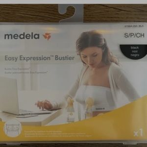 Medela nursing bra size small never used
